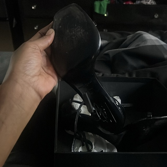 Ysl mug holders authentic size 8 lightly worn - Picture 10 of 10